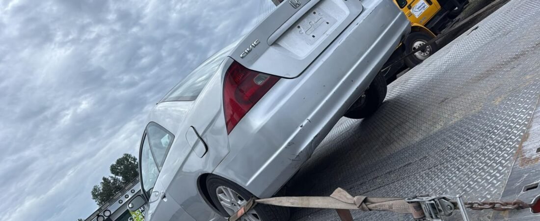 How to Describe a Vehicle With a Dead Battery in Ladner